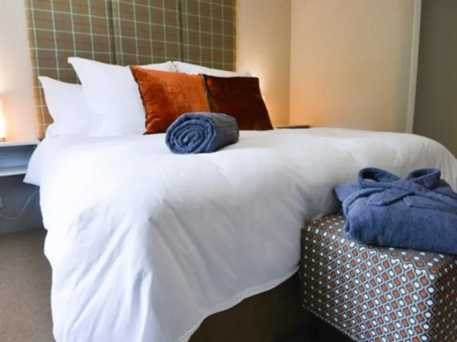 Crazy Fox Hurley Boutique Bed & Breakfast