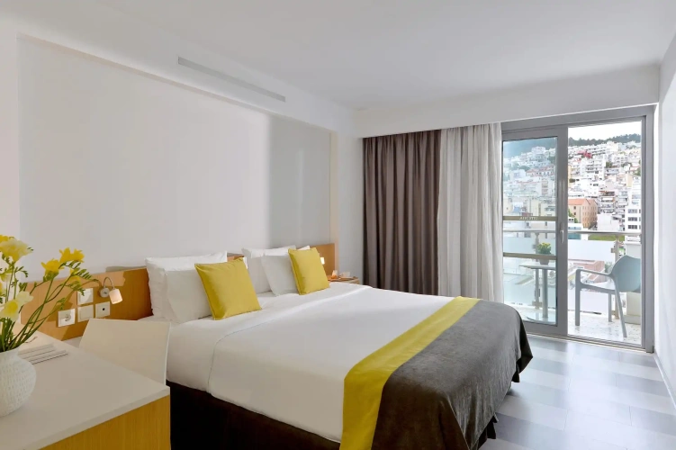 Double room with city view