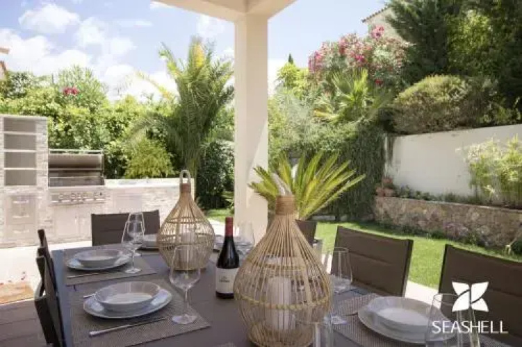 Villa Esmeralda