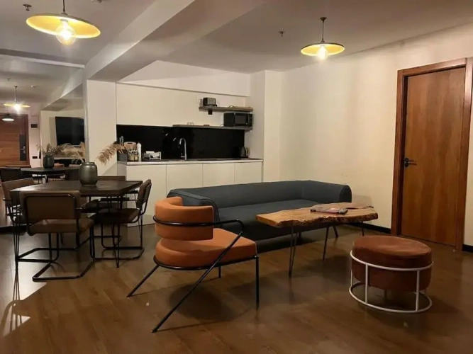 2 Bedrooms Apartment
