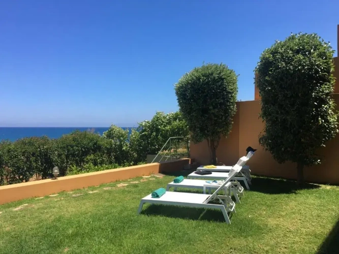 3 Bedrooms Villa