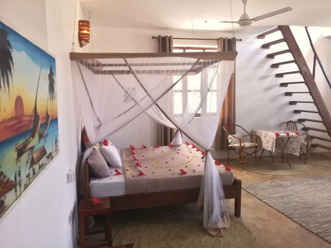 Moonshine Villa