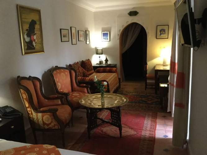 Abélia Riad