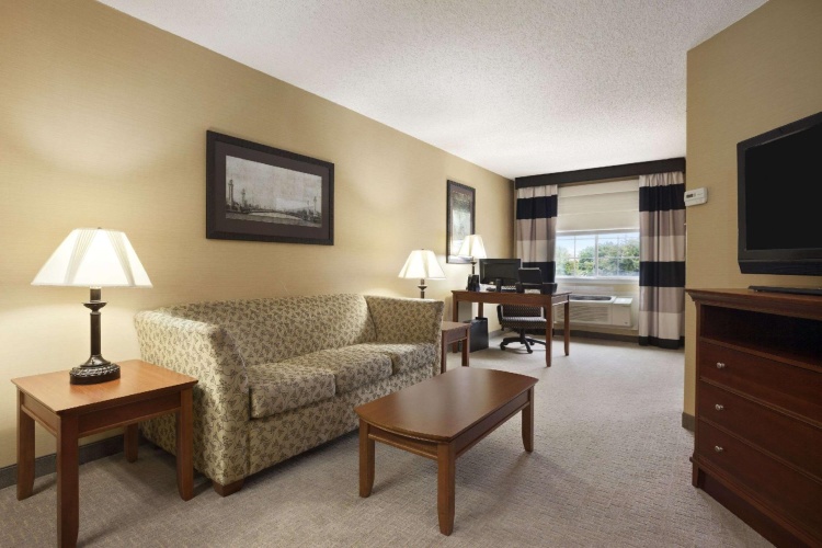 1 Bedroom Double Suite