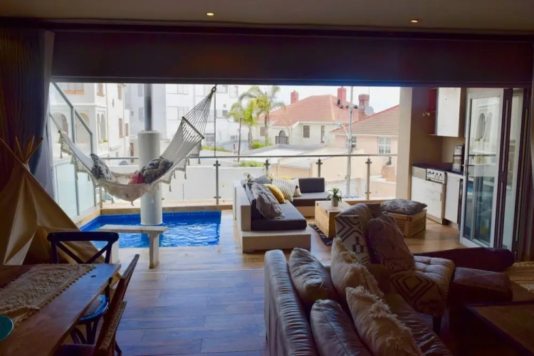 3 Bedroom House in Bantry Bay