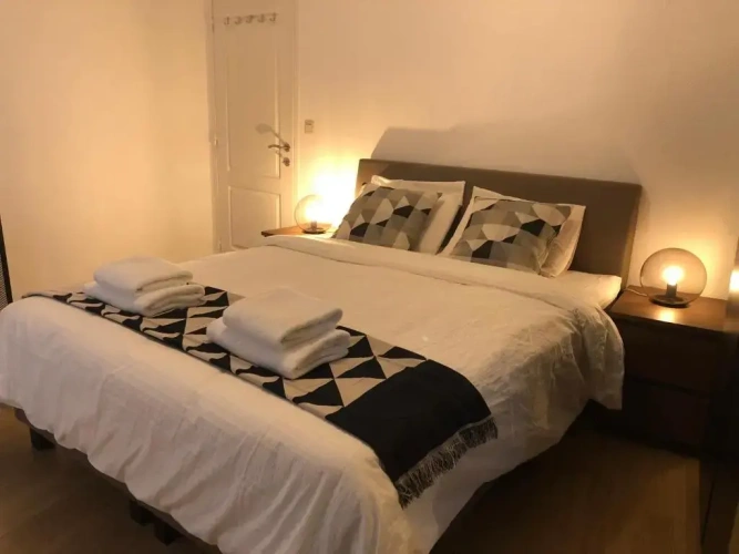 2 Bedrooms Apartment