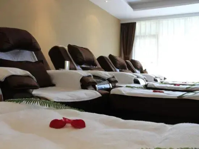 Huquan Resorts & Spa