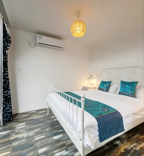 2 Bedrooms Villa