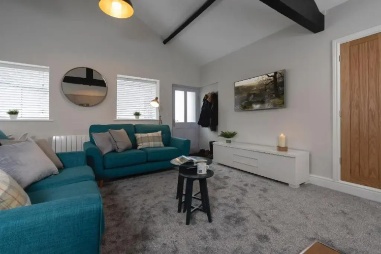 The Sorting Office - Spacious Modern Home with parking in Central Ambleside