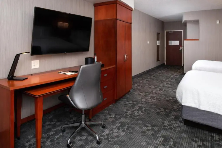 Courtyard by Marriott High Point