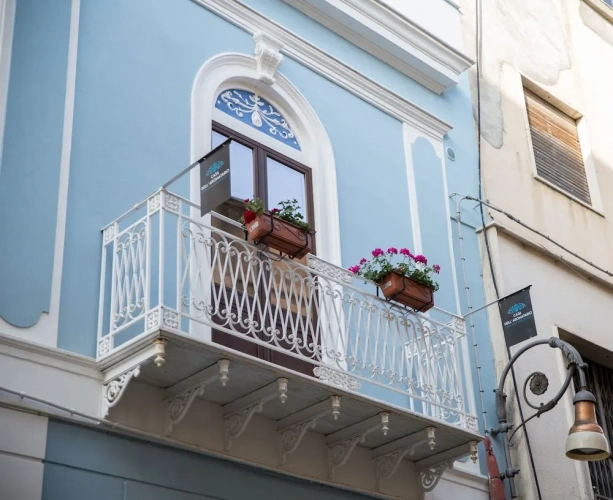 Deluxe Triple room with balcony and with city view