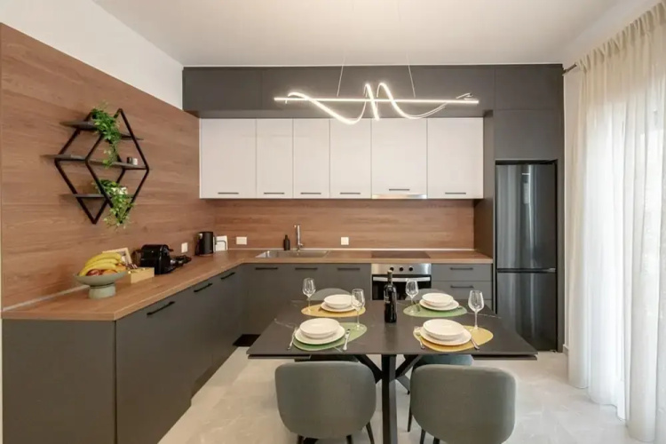 Luxury Chic Retreat Suites