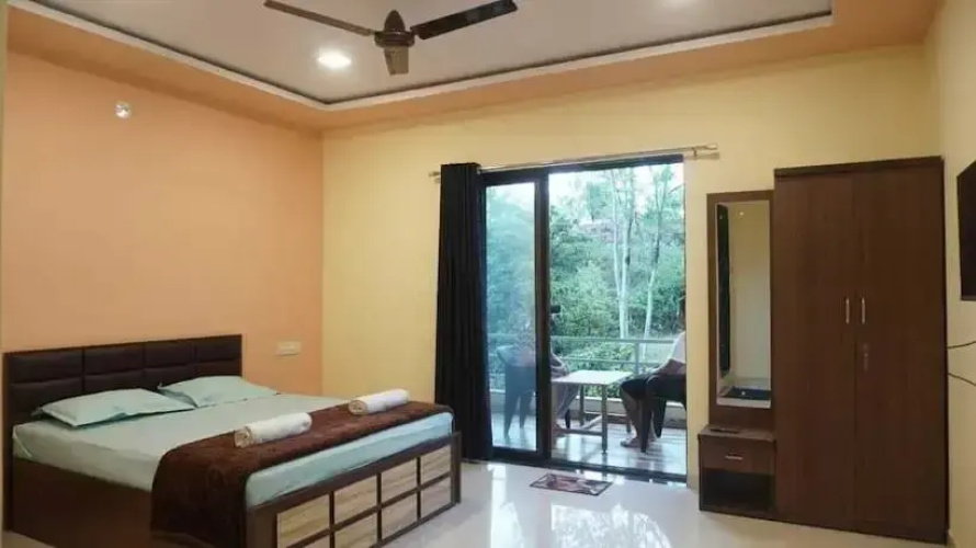 7 Hill By Sansid Stays