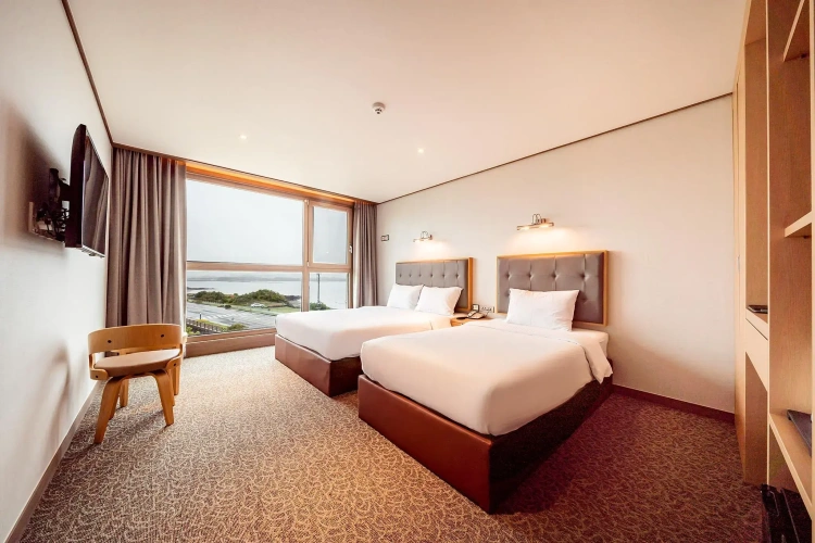 Deluxe Twin room with sea view