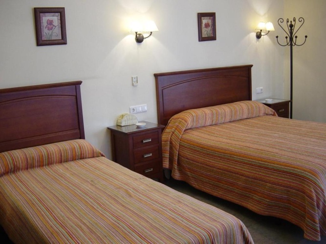 Triple room