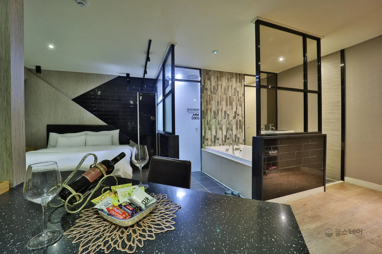 MU Hotel