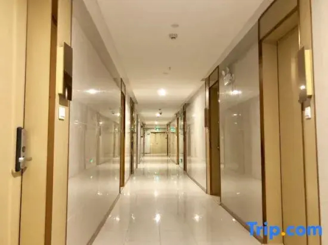 Xing Lun Hotel