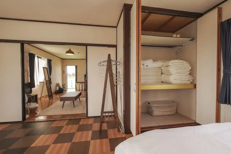 Maru House
