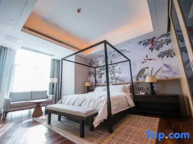 1 Bedroom Suite with balcony