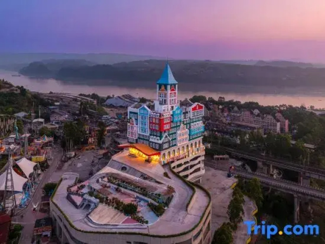 Mexin Colours Hotel