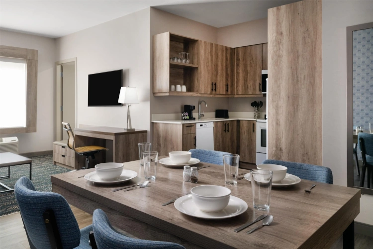 Quadruple Suite