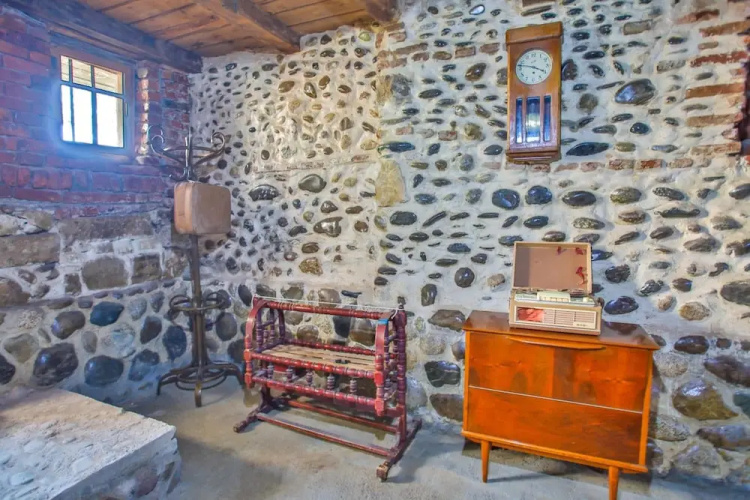 Book Hotel
