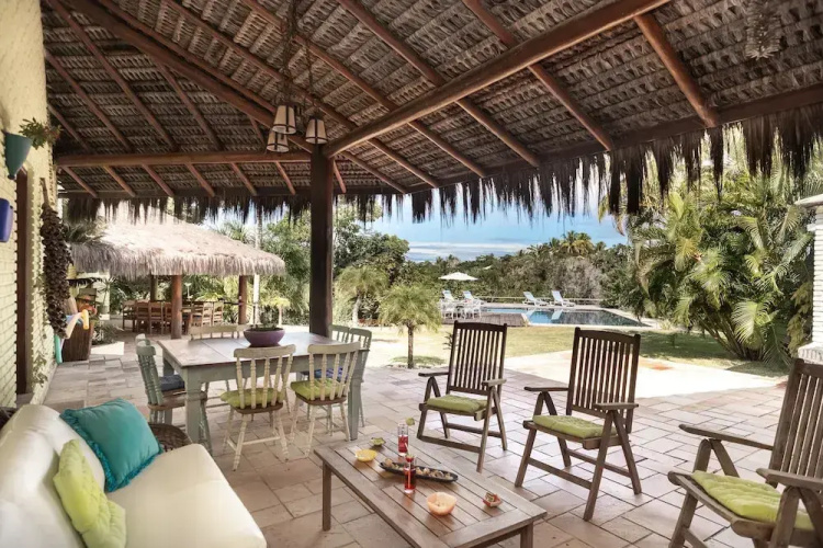 Suites Com Piscina Outeiro - Espelho