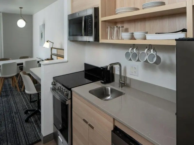 Quadruple Suite