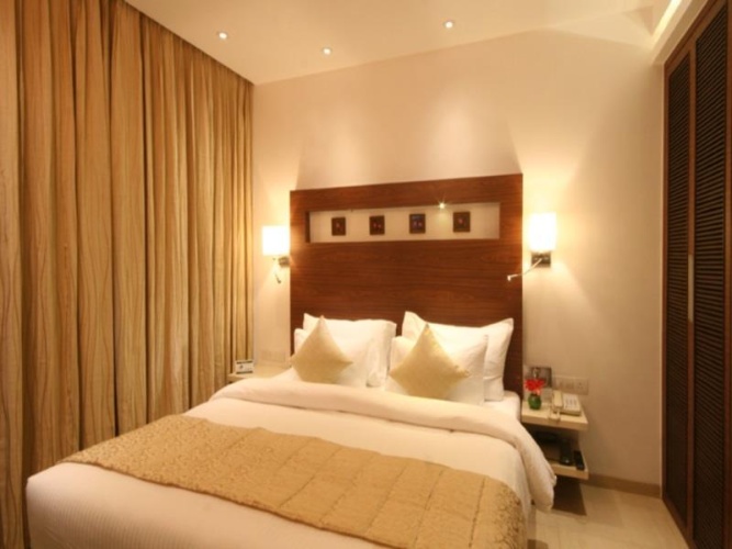 Premier room