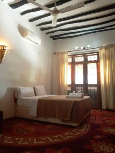 Zan Oceans Resort