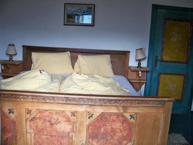1 Bedroom Double Apartment with mountain view