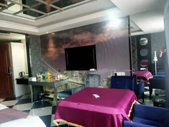 Q+ Weige Boutique Hotel