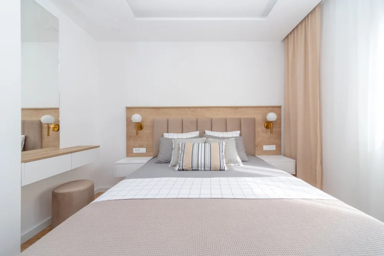 Salus Hill Condo
