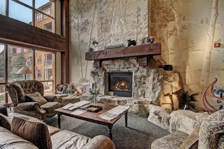 8912 The Springs 3 Bedroom Condo by RedAwning