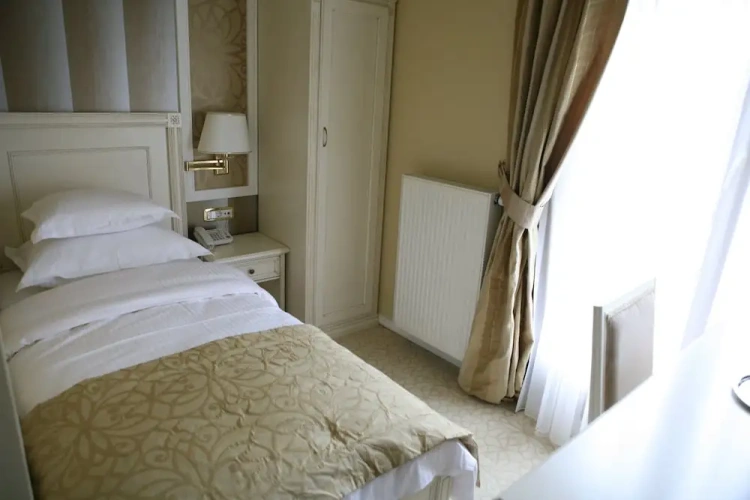 Standard Single room with balcony