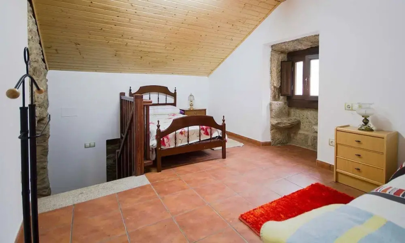 104490 - House in Cee