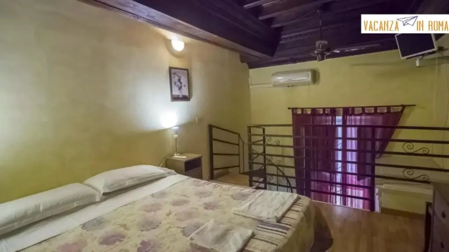 Standard Triple room