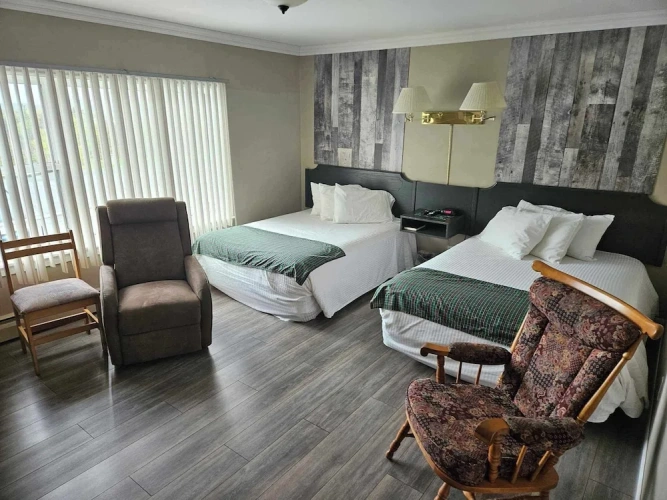 Standard Quadruple room
