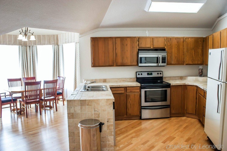 Quality Inn & Suites photo 22