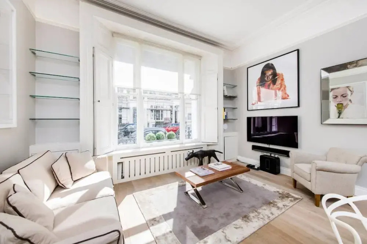 Bright and Spacious 2 bed Flat in Notting Hill