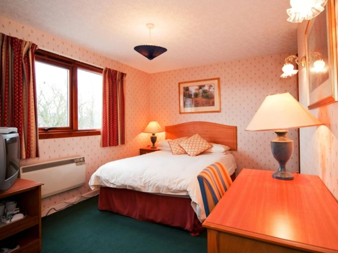 Castletown Hotel