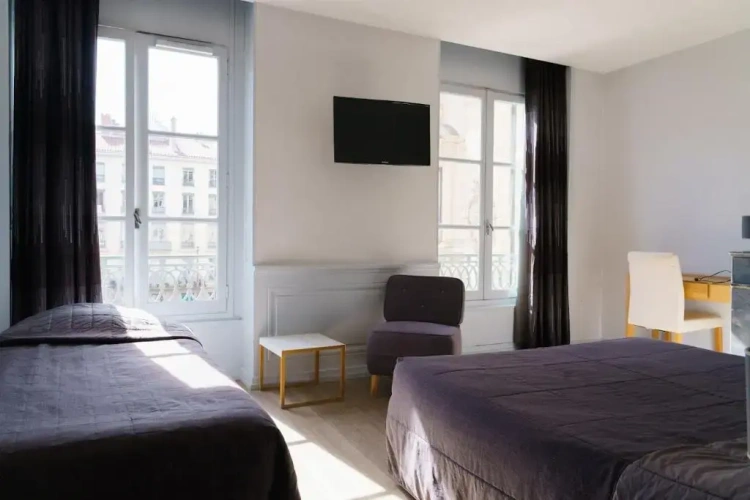 Superior Triple room