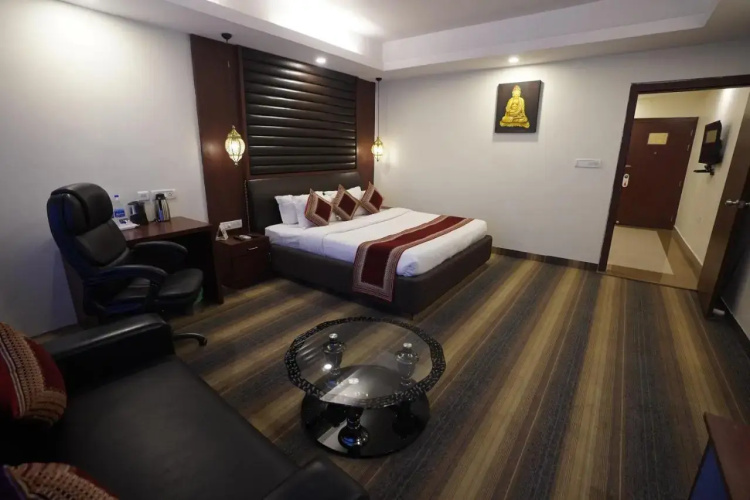 Hotel AVN Grand