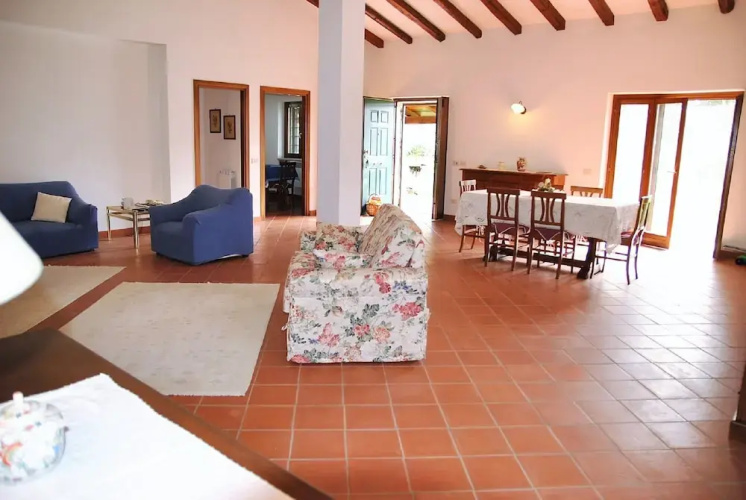 Holiday House for 8 Persons With Pool