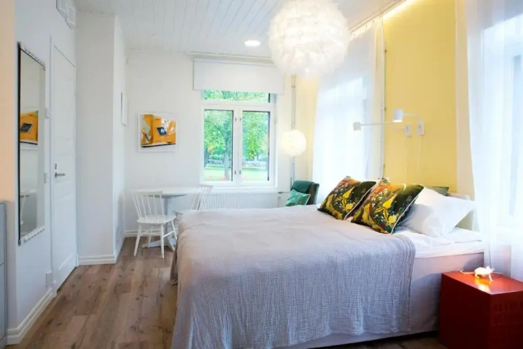 Standard Twin room with view
