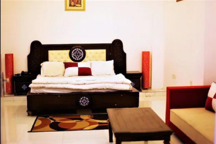 Deluxe Bungalow