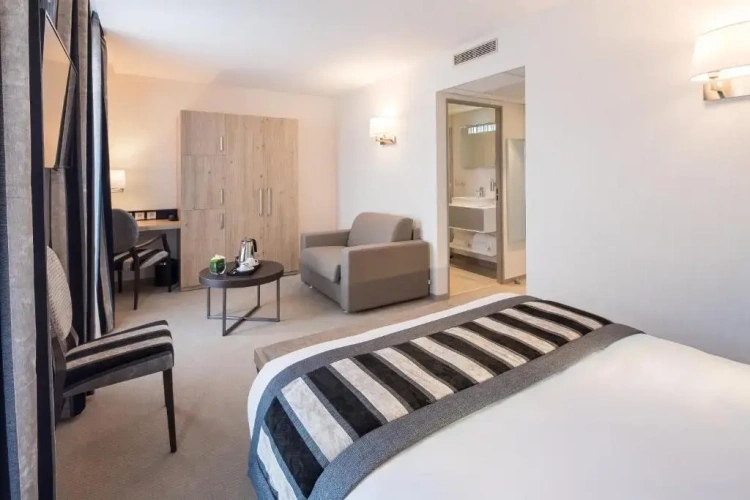 Deluxe Double room