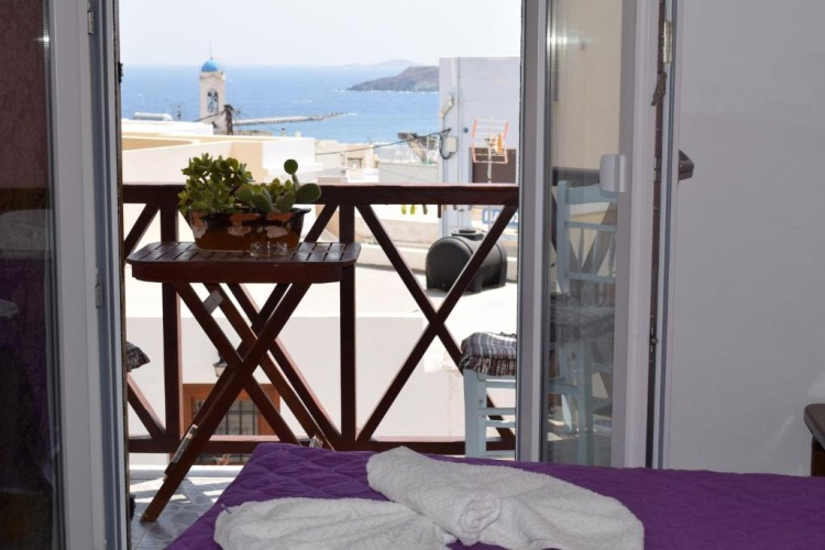 Standard Twin room with sea view