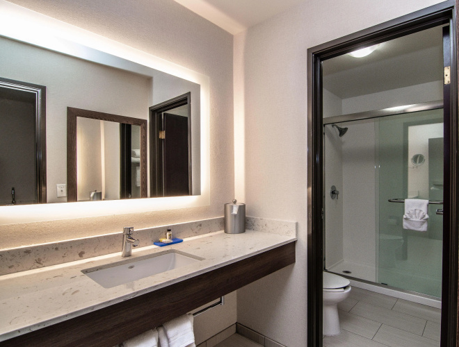 Holiday Inn Express Spokane-Downtown photo 10