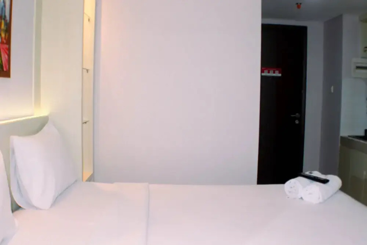 Simple And Cozy Studio Room At Pollux Chadstone Apartment